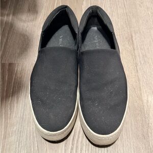VINCE Warren Sneaker black size 7
